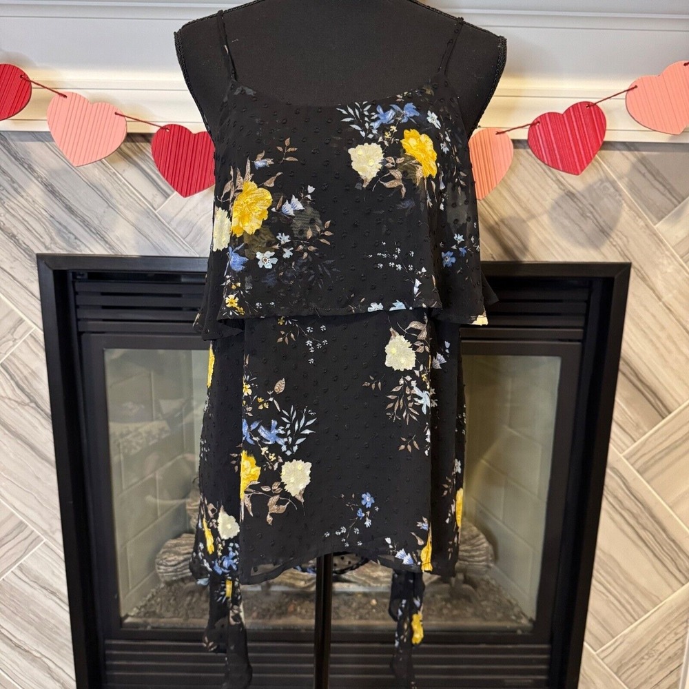 Annabelle Boutique Small Sleeveless blouse NWT